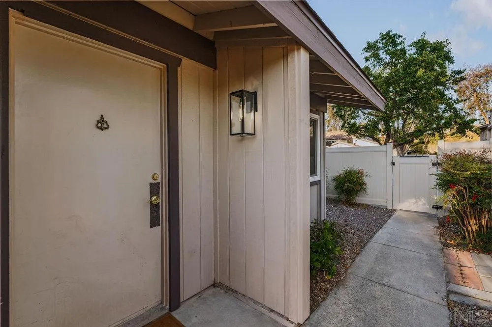 17340 Caminito Canasto San Diego, CA 92127
