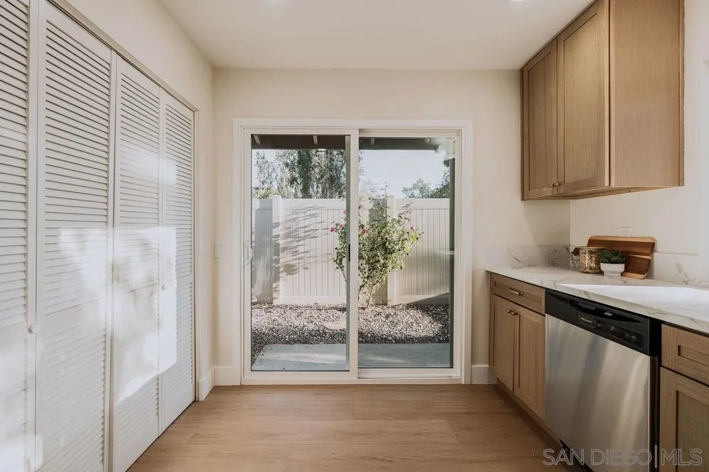 17340 Caminito Canasto San Diego, CA 92127