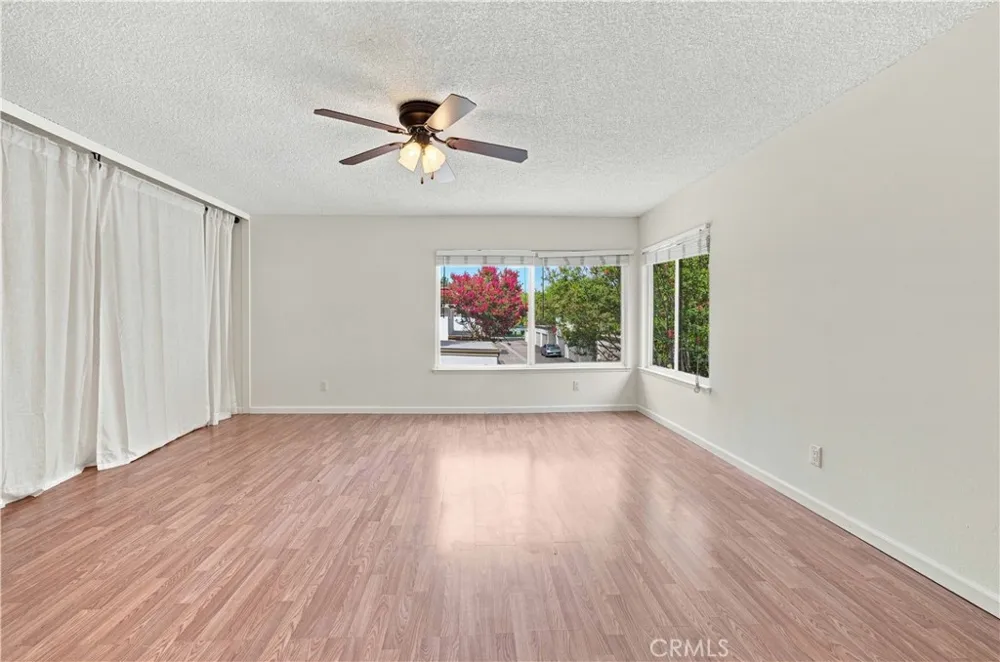 10120 Larwin Avenue #3 Chatsworth, CA 91311