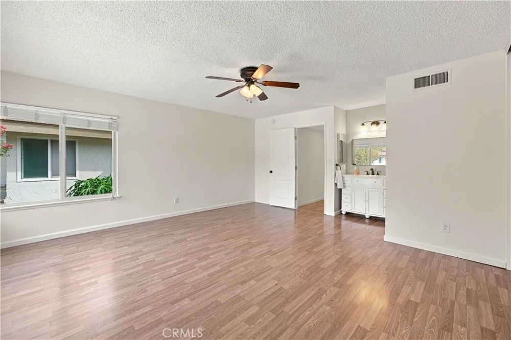 10120 Larwin Avenue #3 Chatsworth, CA 91311