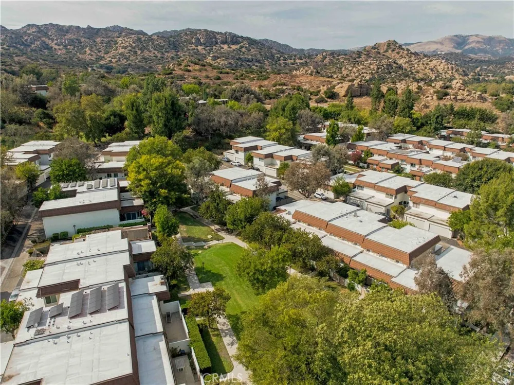 10120 Larwin Avenue #3 Chatsworth, CA 91311