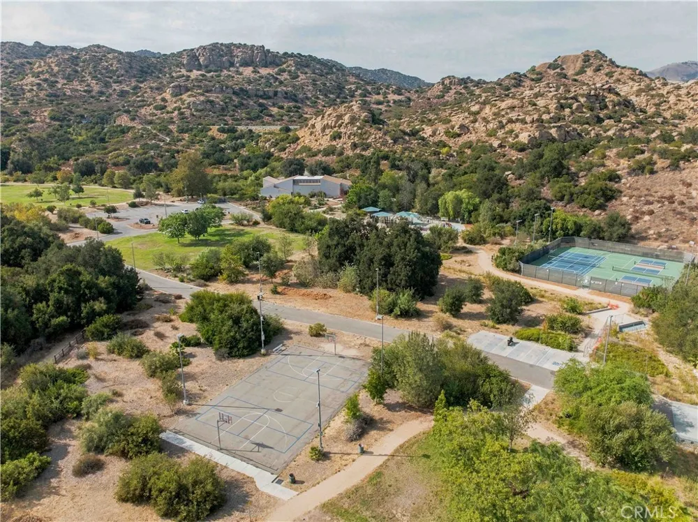 10120 Larwin Avenue #3 Chatsworth, CA 91311