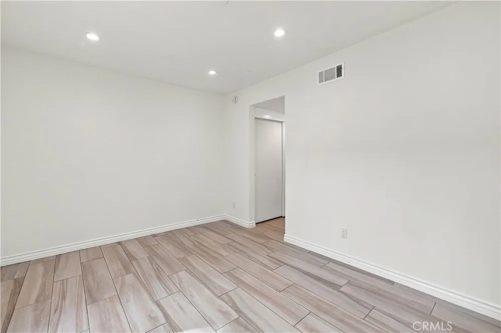 10120 Larwin Avenue #3 Chatsworth, CA 91311