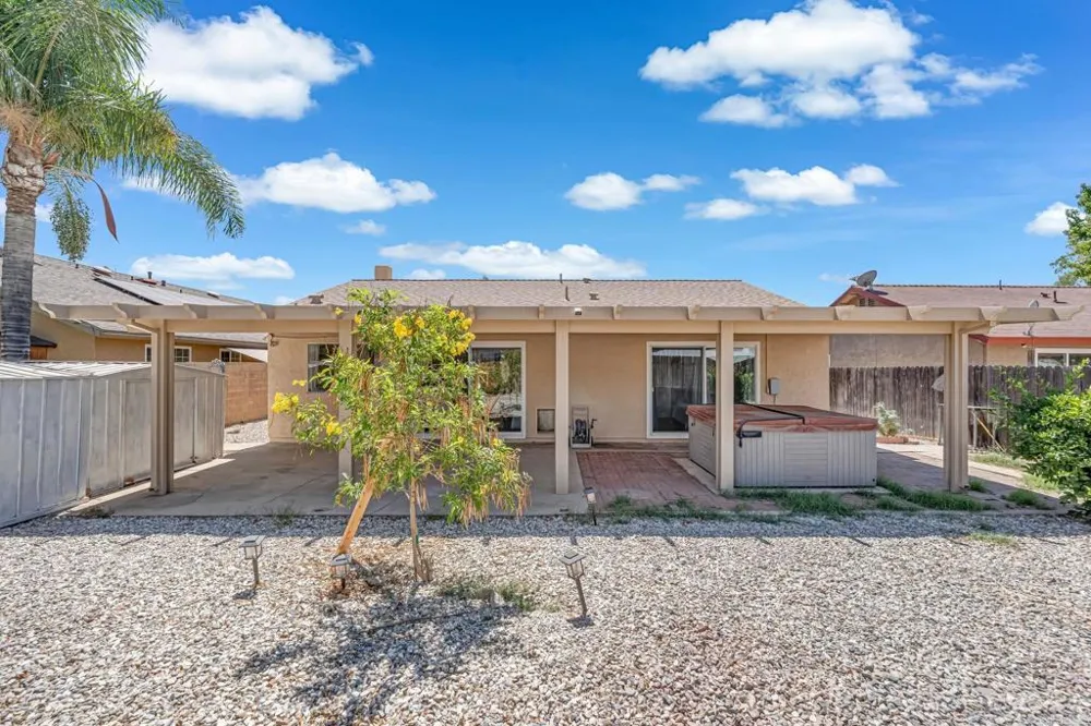 13461 Larkhaven Dr Moreno Valley, CA 92553