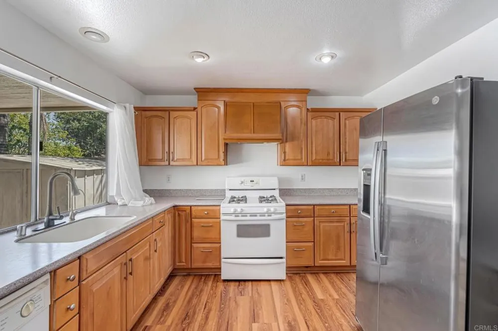 13461 Larkhaven Dr Moreno Valley, CA 92553
