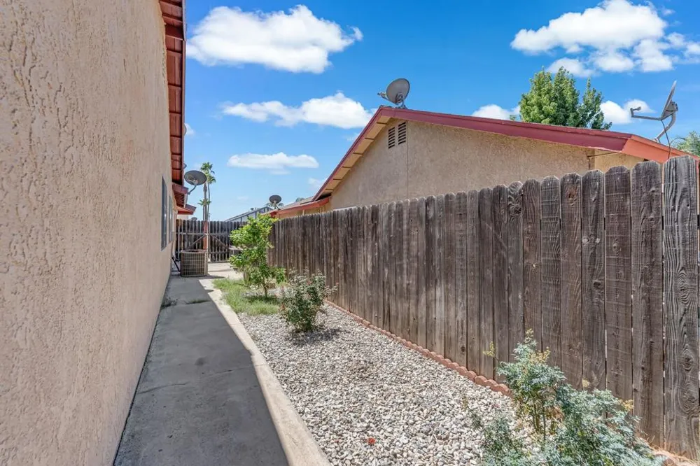 13461 Larkhaven Dr Moreno Valley, CA 92553