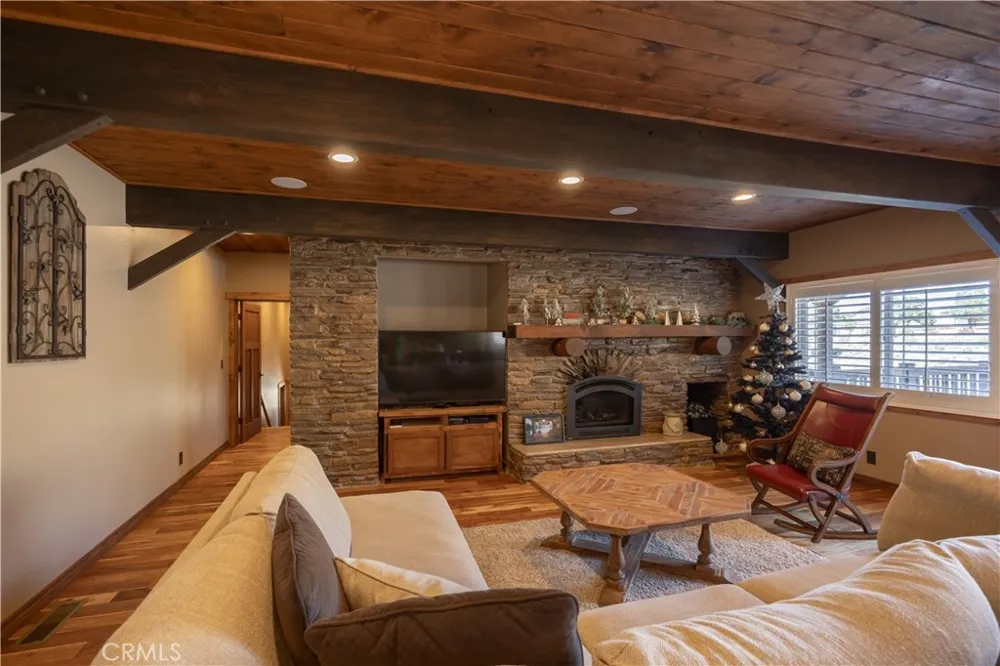 1985 Golden Rod Avenue Big Bear City, CA 92314