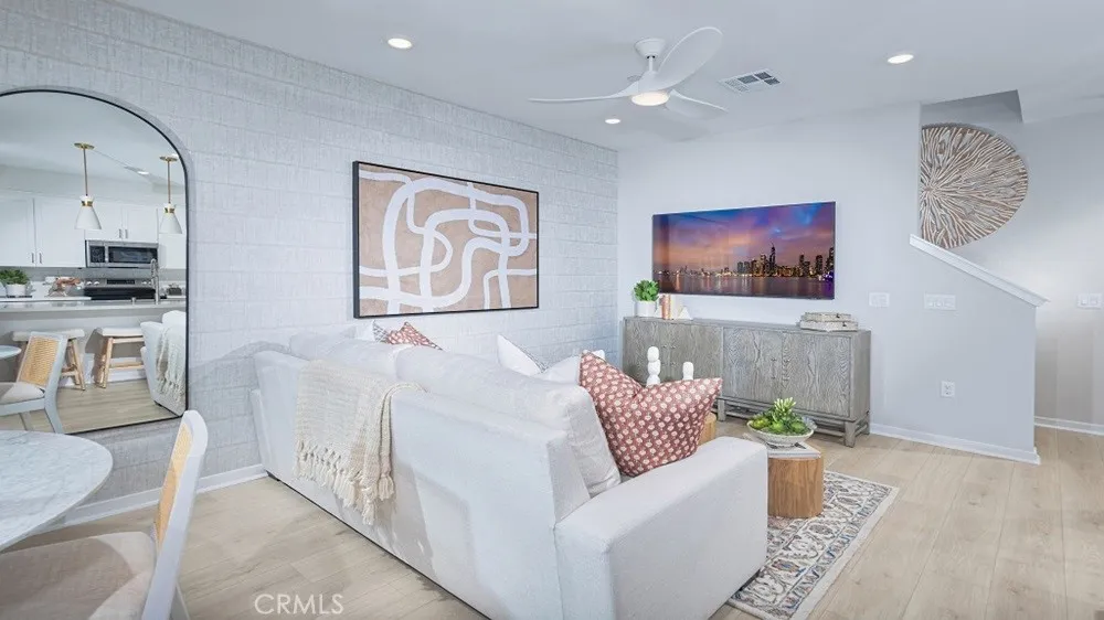 33244 Opal Glass Drive French Valley, CA 92596