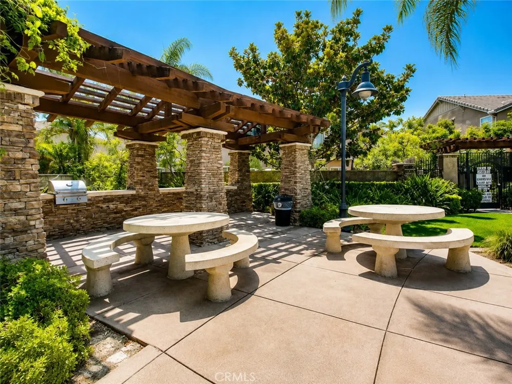 22 Dallas Buena Park, CA 90621