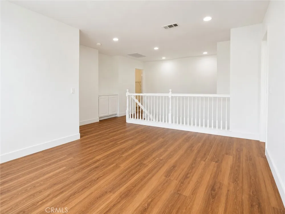 22 Dallas Buena Park, CA 90621