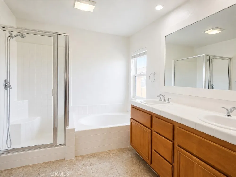 22 Dallas Buena Park, CA 90621