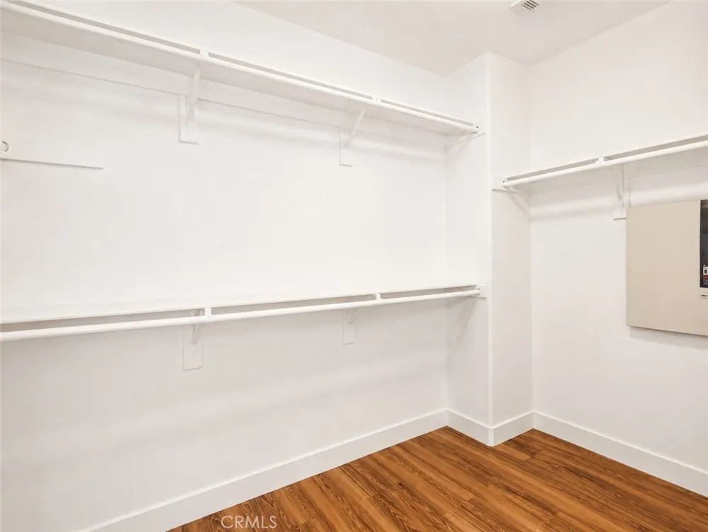 22 Dallas Buena Park, CA 90621