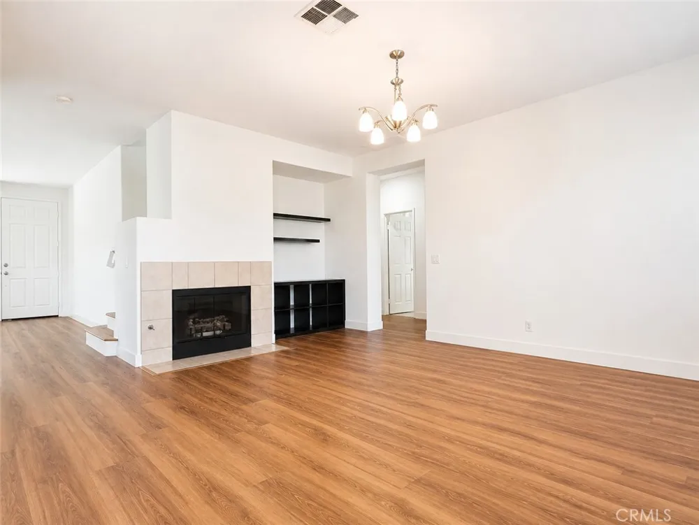 22 Dallas Buena Park, CA 90621