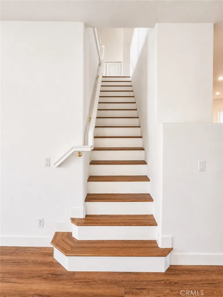 22 Dallas Buena Park, CA 90621