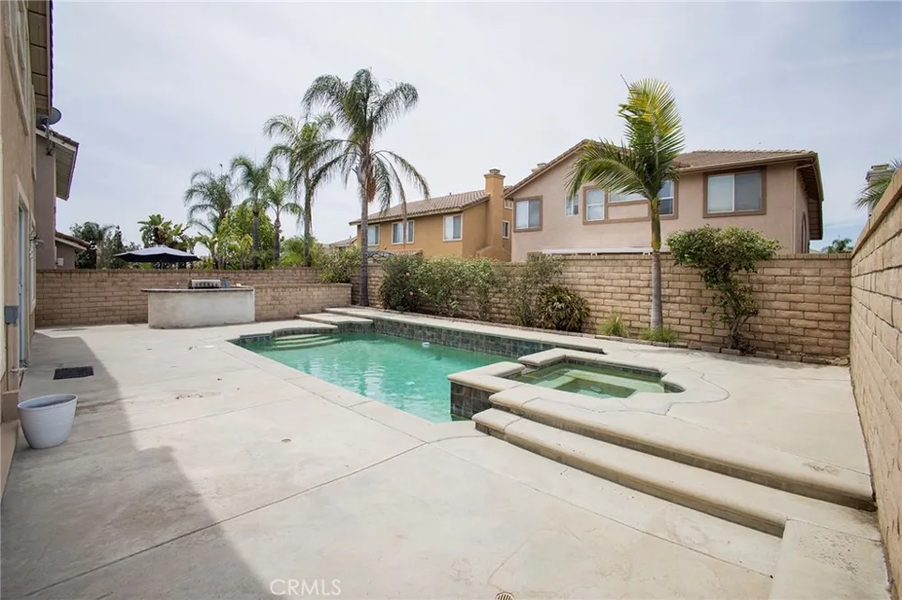7108 Bronte Rancho Cucamonga, CA 91701