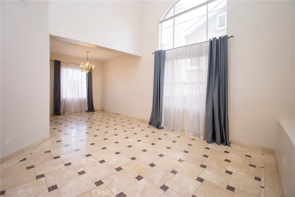 7108 Bronte Rancho Cucamonga, CA 91701