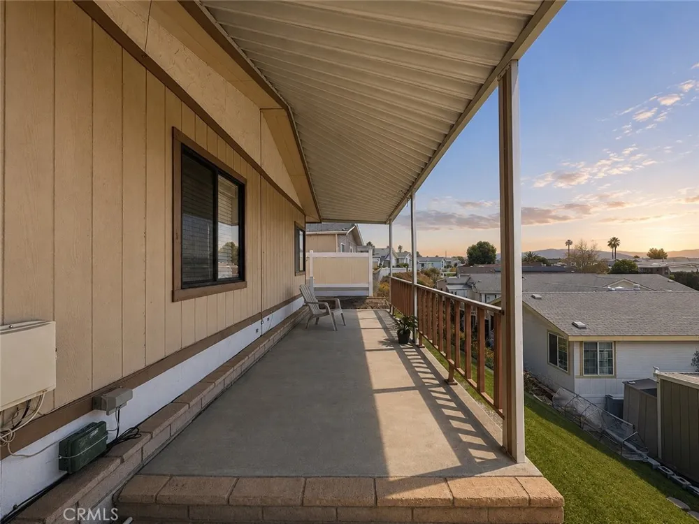 28861 Via Playa Del Rey Murrieta, CA 92563