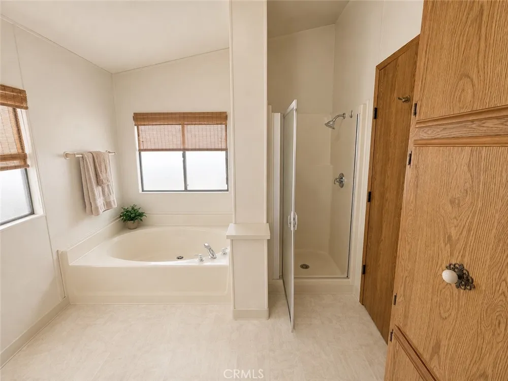 28861 Via Playa Del Rey Murrieta, CA 92563