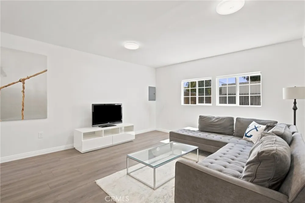 11822 Exposition Boulevard Los Angeles, CA 90064