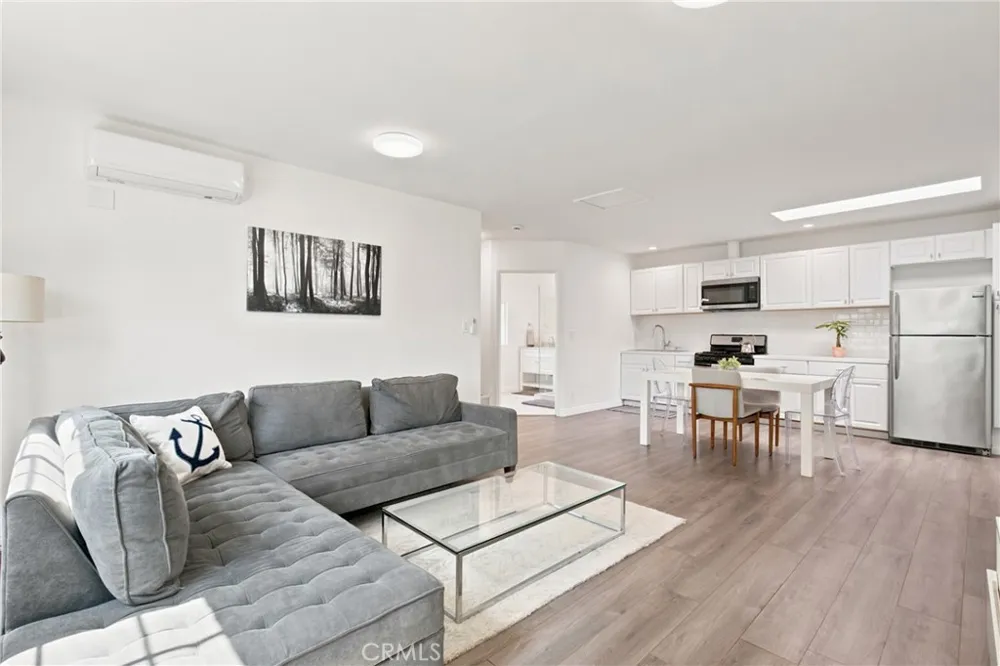 11822 Exposition Boulevard Los Angeles, CA 90064