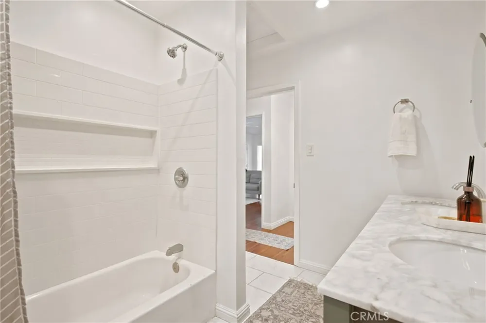 11822 Exposition Boulevard Los Angeles, CA 90064