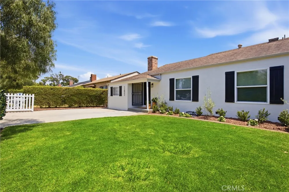 11822 Exposition Boulevard Los Angeles, CA 90064