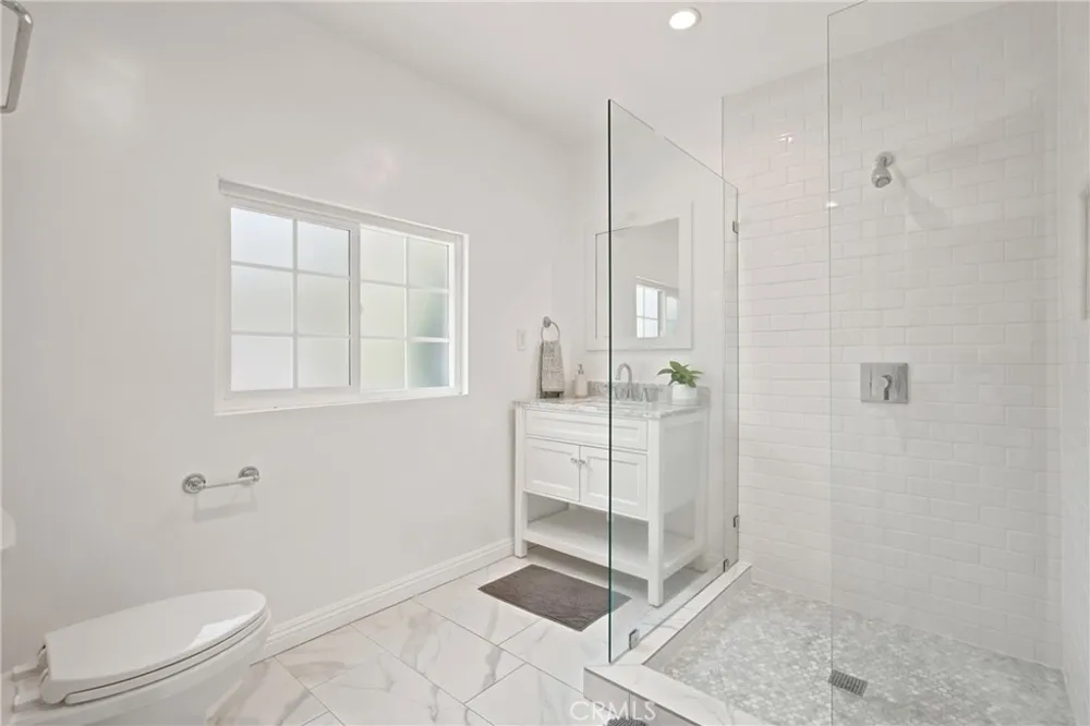 11822 Exposition Boulevard Los Angeles, CA 90064