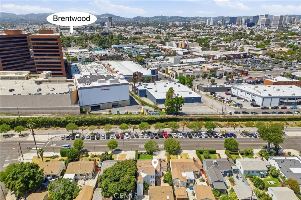 11822 Exposition Boulevard Los Angeles, CA 90064