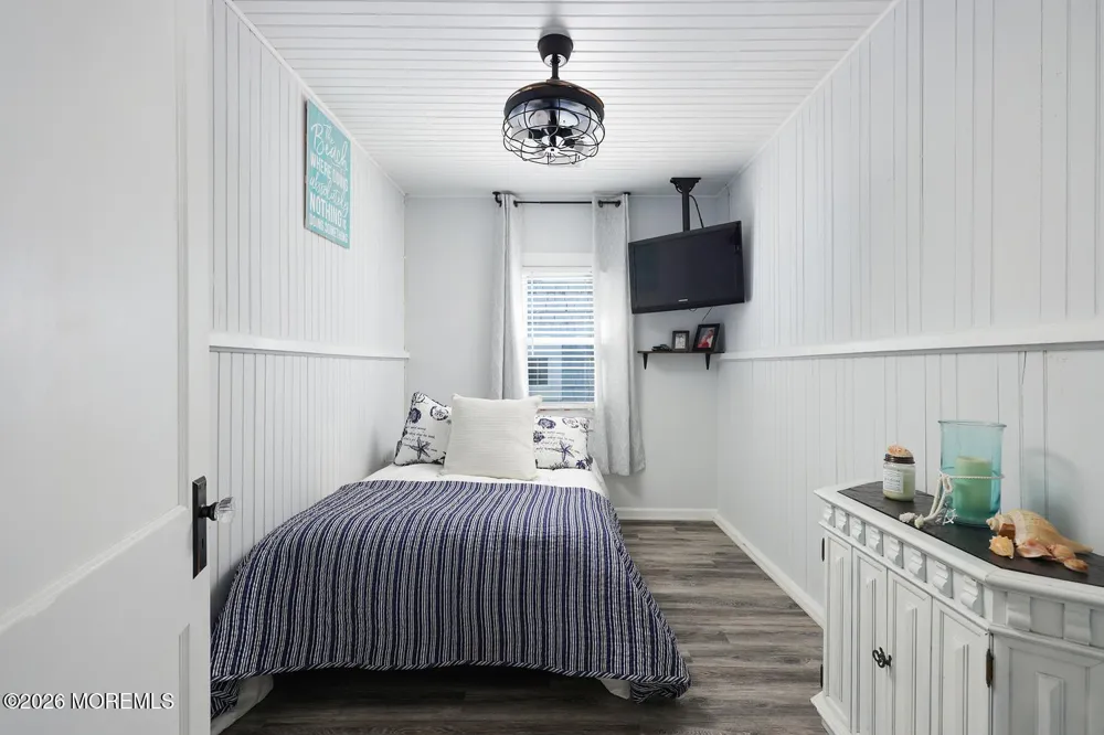 3 Hayes Court Point Pleasant Beach, NJ 08742