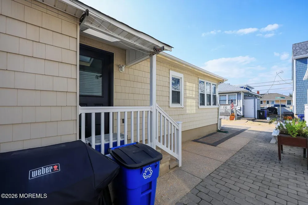 3 Hayes Court Point Pleasant Beach, NJ 08742