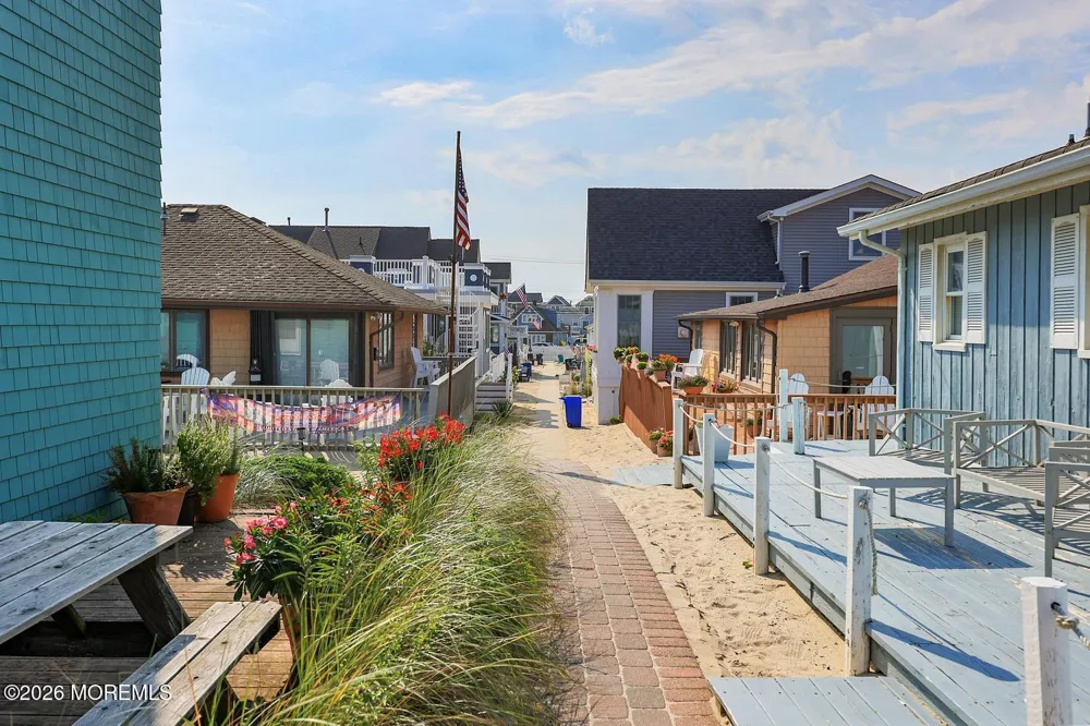 3 Hayes Court Point Pleasant Beach, NJ 08742