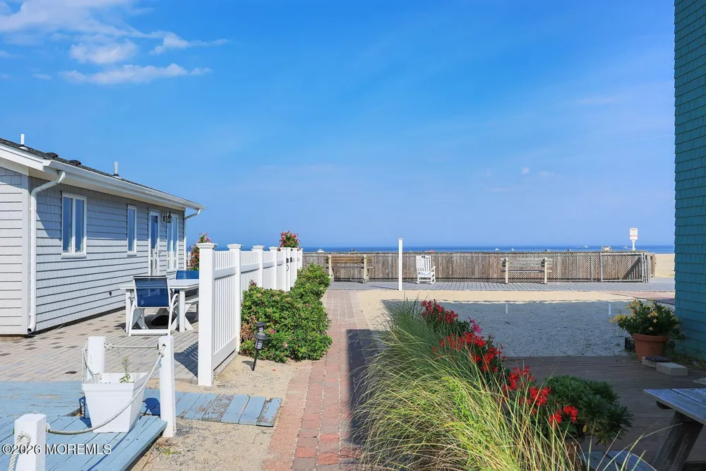 3 Hayes Court Point Pleasant Beach, NJ 08742