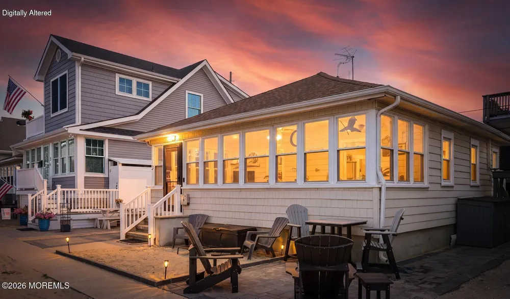 3 Hayes Court Point Pleasant Beach, NJ 08742