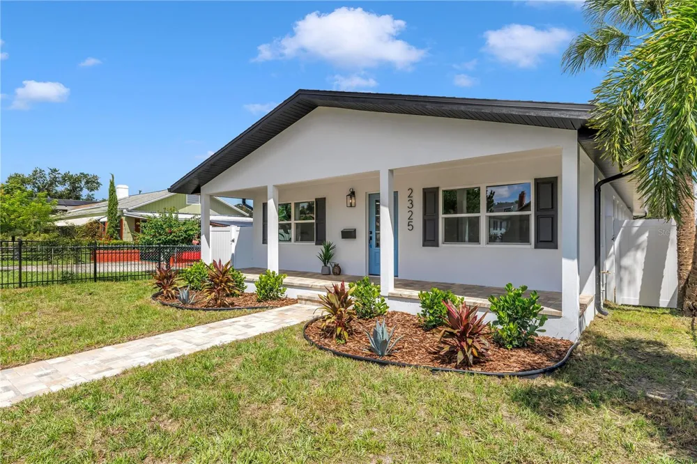 2325 4TH AVENUE S St Petersburg, FL 33712