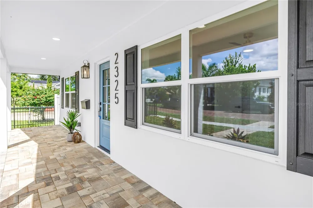 2325 4TH AVENUE S St Petersburg, FL 33712