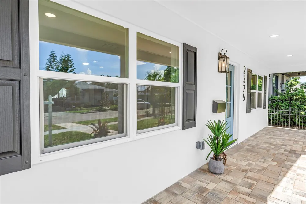 2325 4TH AVENUE S St Petersburg, FL 33712