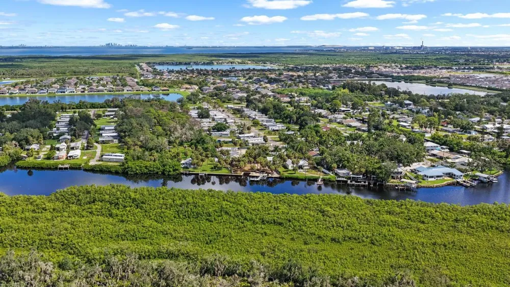 102 TROUVE LANE Ruskin, FL 33570