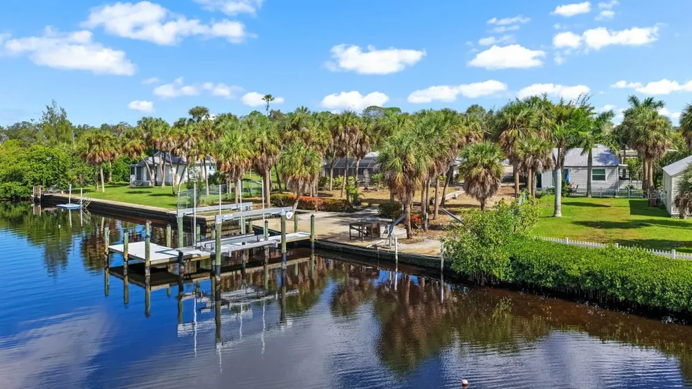 102 TROUVE LANE Ruskin, FL 33570