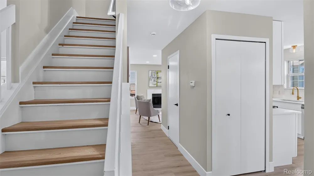 41437 Cornell Drive Novi City, MI 48377