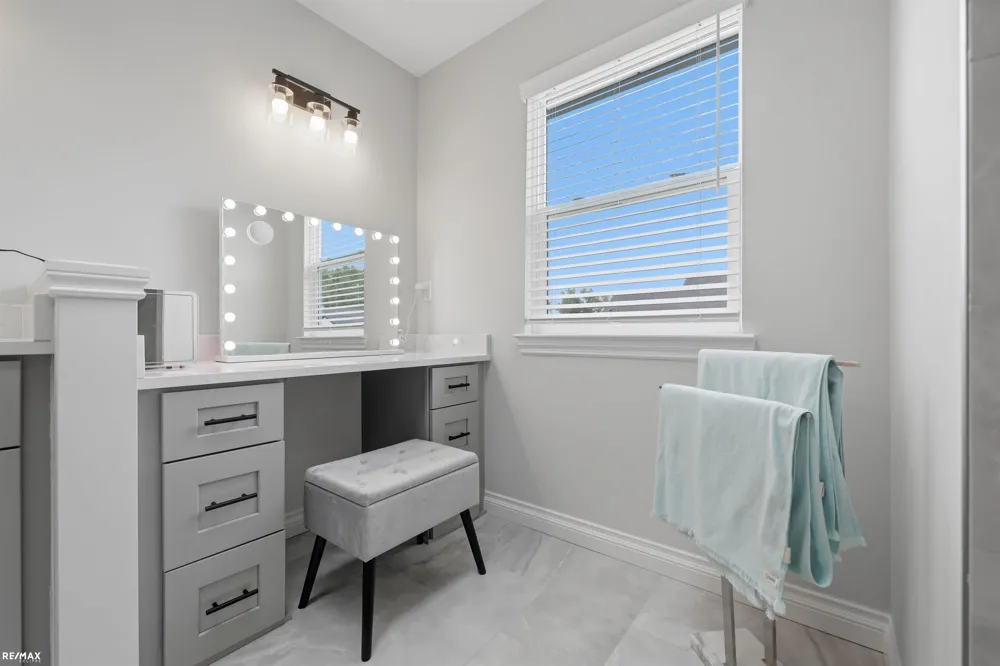 27615 Maryjane Lane Chesterfield Township, MI 48047