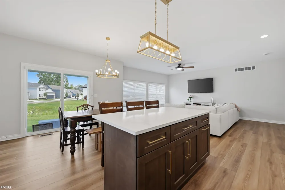 27615 Maryjane Lane Chesterfield Township, MI 48047