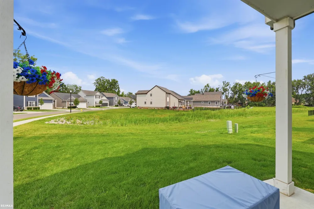27615 Maryjane Lane Chesterfield Township, MI 48047