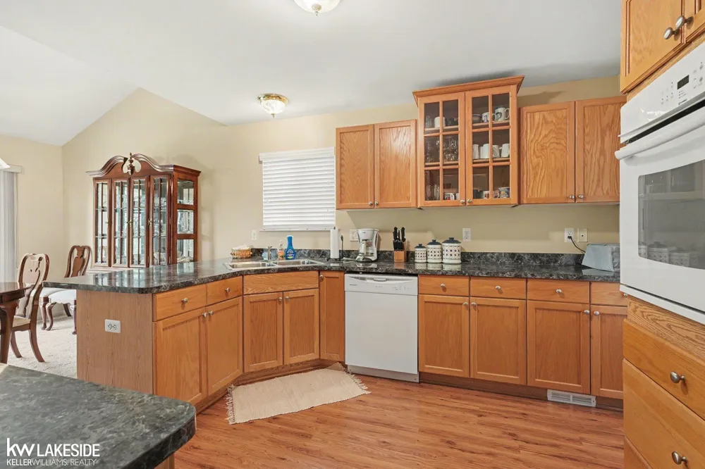 52843 Sable Drive Macomb Township, MI 48042