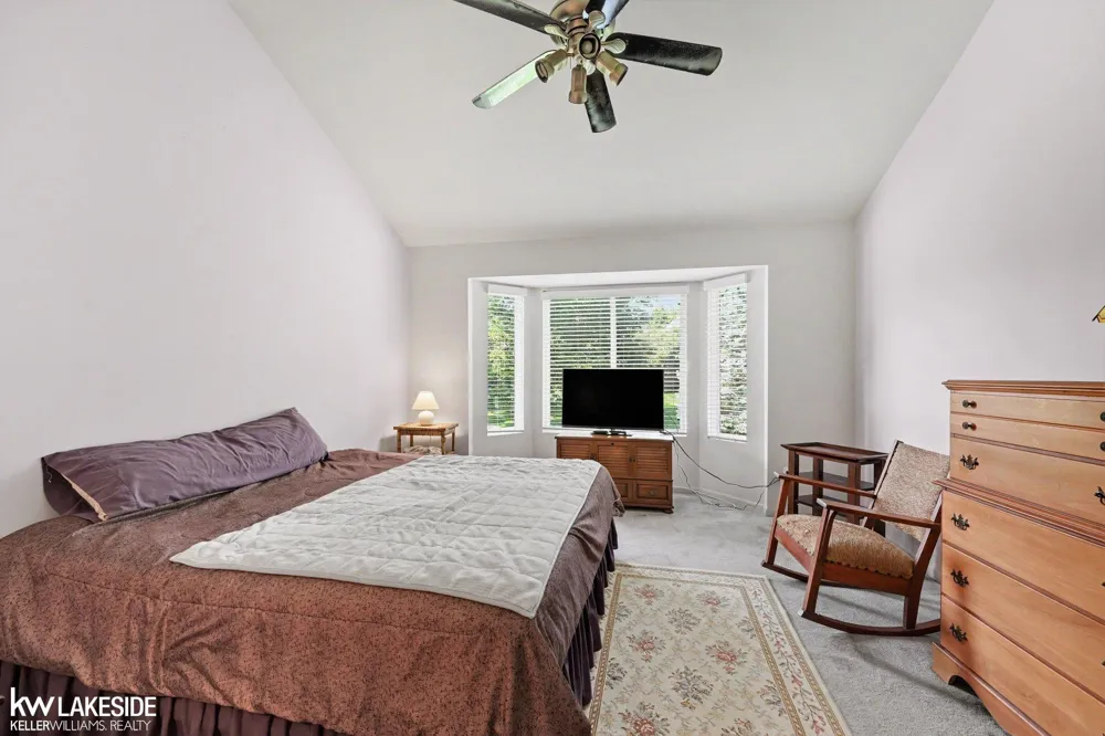 52843 Sable Drive Macomb Township, MI 48042