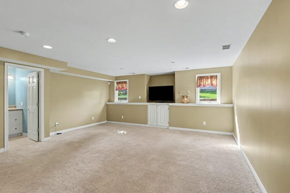 6799 E Rs Avenue E Pavilion Township, MI 49088