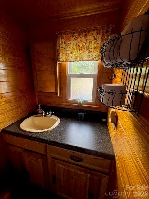 56 Chateau Lane Maggie Valley, NC 28751