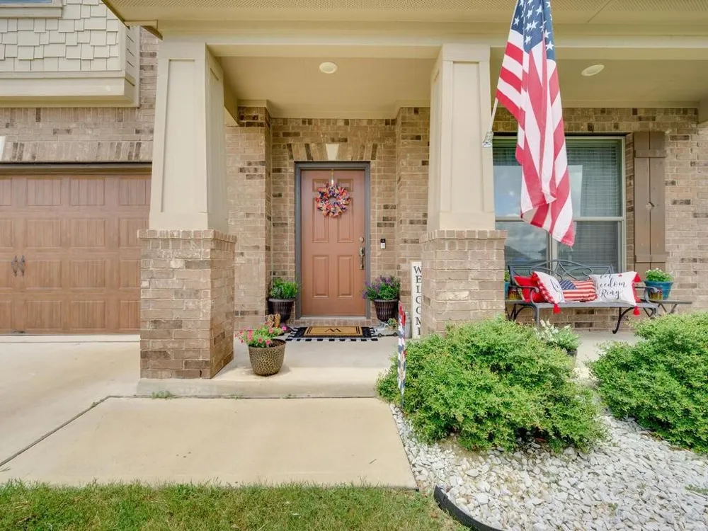 1304 Decatur Court Leander, TX 78641