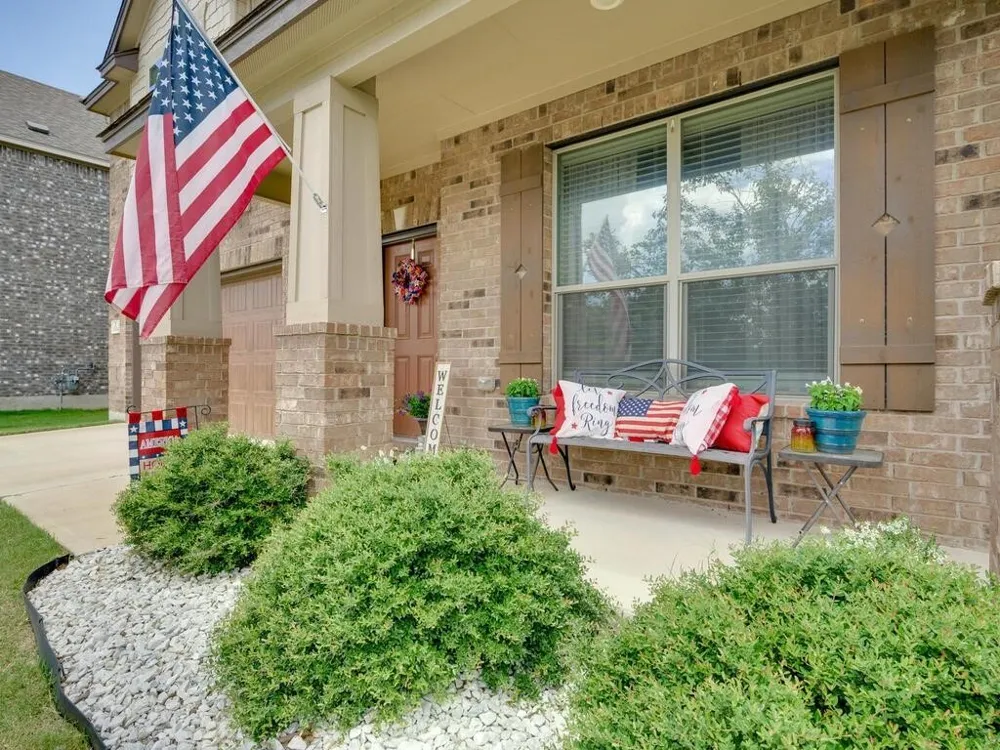 1304 Decatur Court Leander, TX 78641