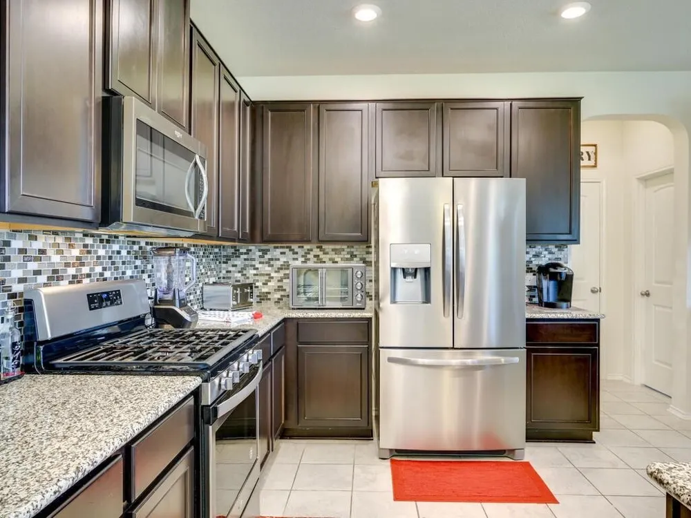 1304 Decatur Court Leander, TX 78641