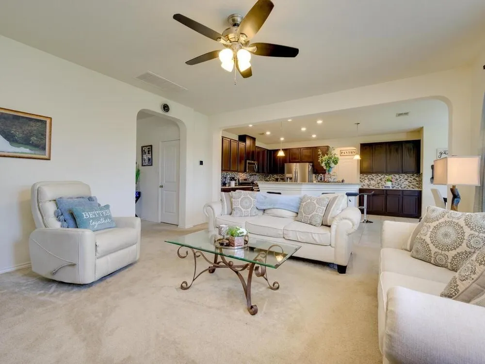 1304 Decatur Court Leander, TX 78641
